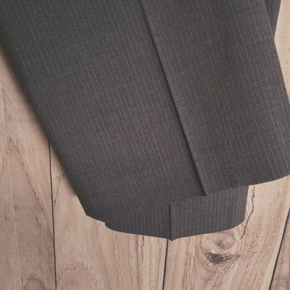 Banana Republic Size 8 Pants Gray White Striped - Picture 3 of 7